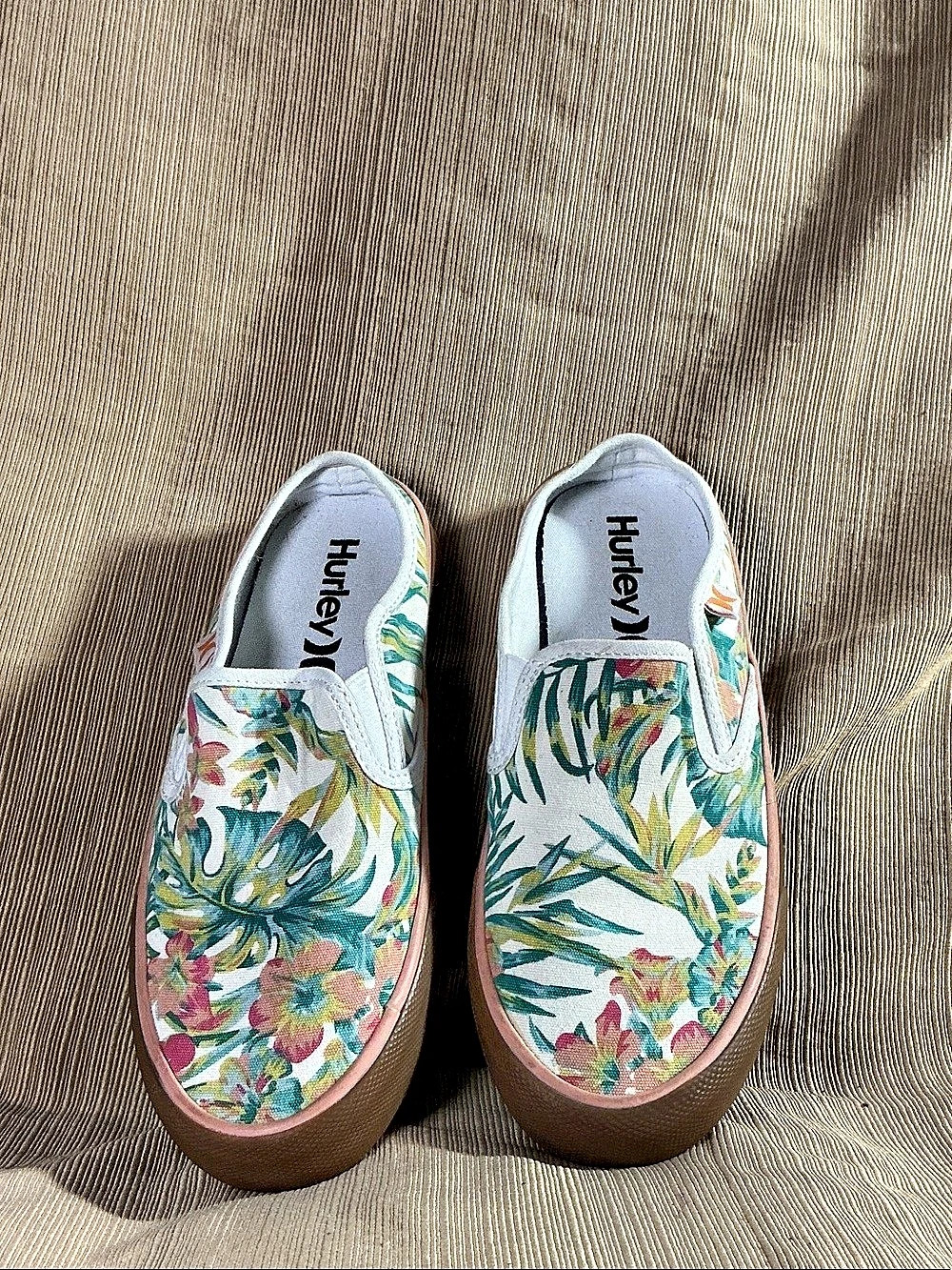 Hurley Floral Slip-On Sneakers in Multicolor & Brown